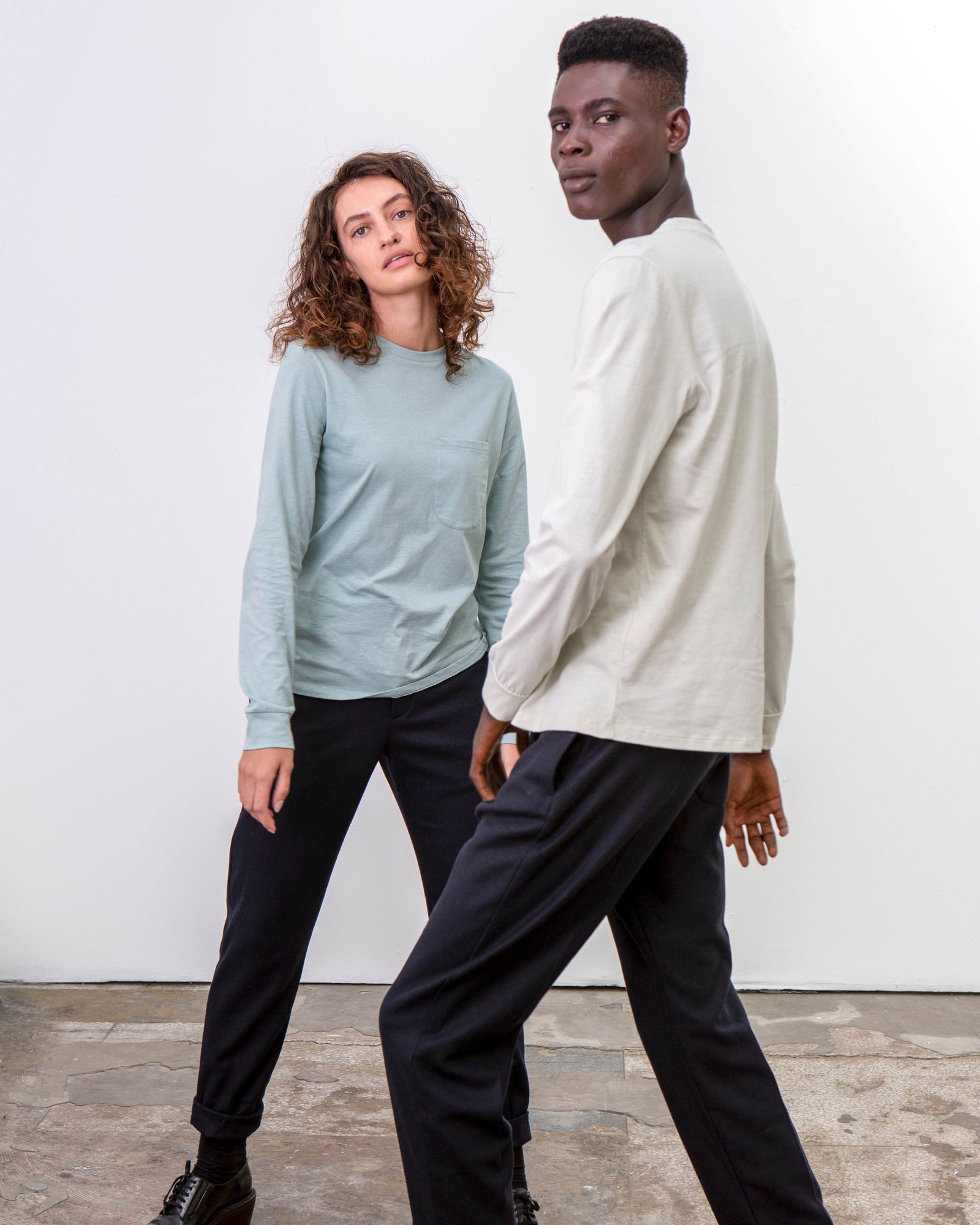 Recycled Cotton Long Sleeve Pocket T-Shirt - Sage